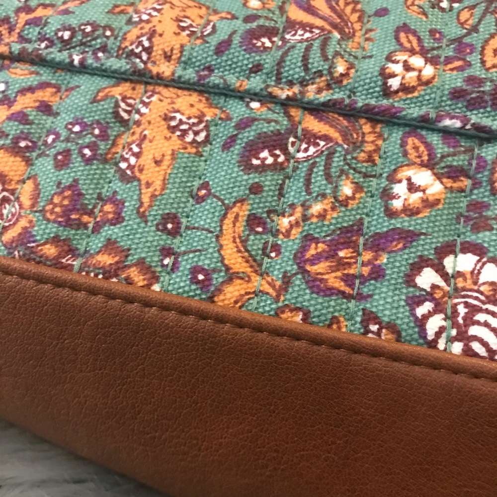 Universal Thread Tote Bag - Picture 5 of 5